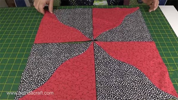 curves-for-squares-quilt-pinwheel