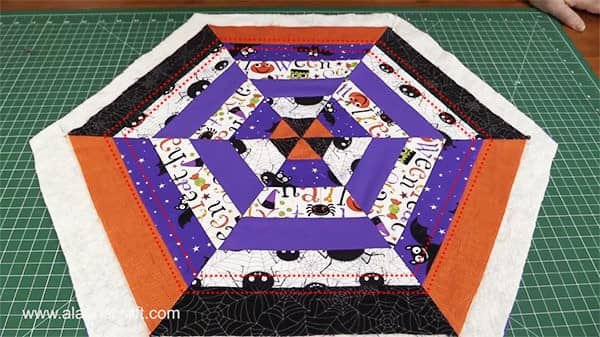 halloween table topper tutorial