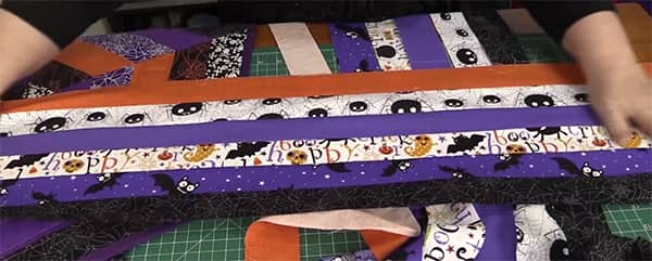 halloween table topper tutorial