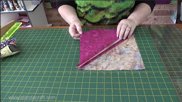 hourglass-quilt-block-3