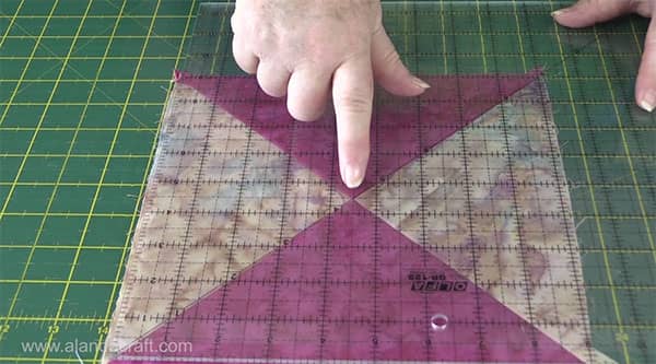 hourglass-quilt-block-7