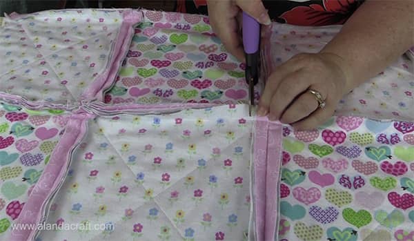 Flannel Rag Quilt Tutorial