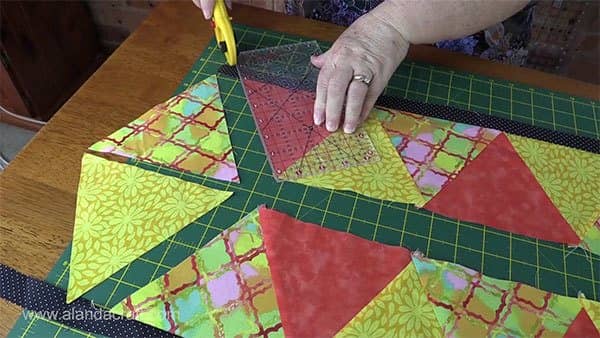 triangle-table-runner,quilting,craft,sewing